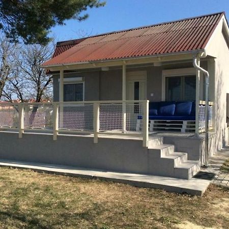 Willa Szegfu Apartmanhaz Balatonfůzfő Zewnętrze zdjęcie
